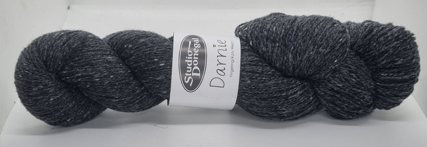 Studio Donegal Darnie ca.  100 g 410 m  100 % Lambswool