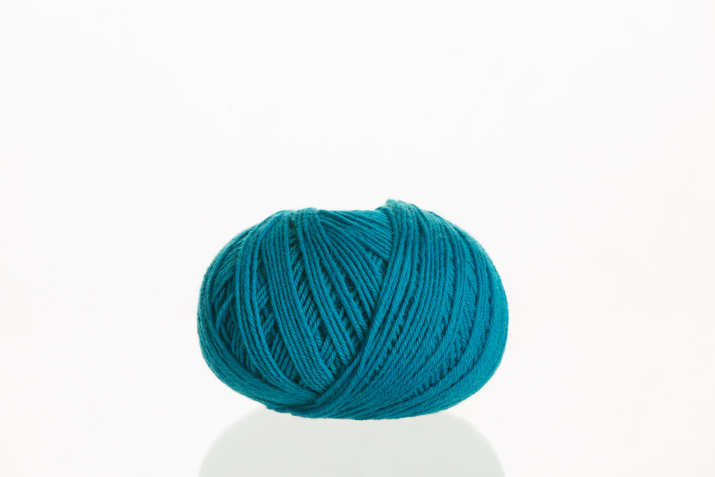 Ferner Wolle Lungauer Vielseitige 210 75 % Merino, 25 % Polyamid Socken und Pulloverwolle 50 g