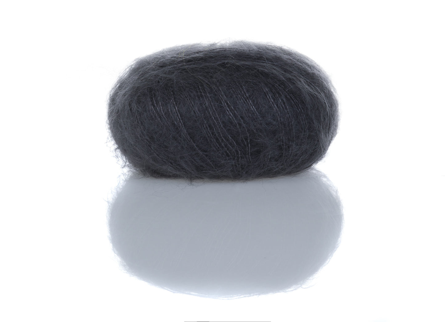 Ferner Wolle Kidmohair Silk 72% Super Kid Mohair 28% Seide 25 g