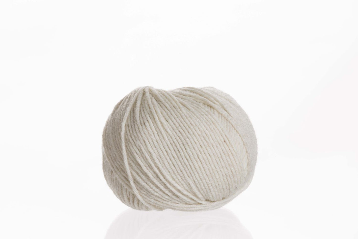 Ferner Wolle Lungauer Vielseitige 125 75 % Merino, 25 % Polyamid Socken und Pulloverwolle 50 g