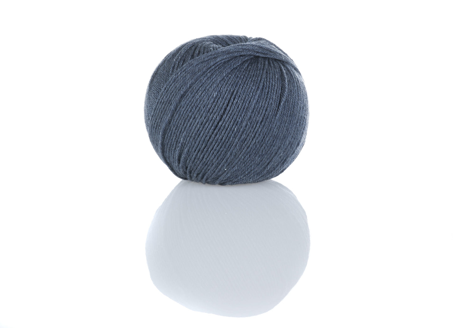 Ferner Wolle Lungauer Vielseitige mit Seide 60% Merino, 20 % Seide, 20 % Polyamid 50 g