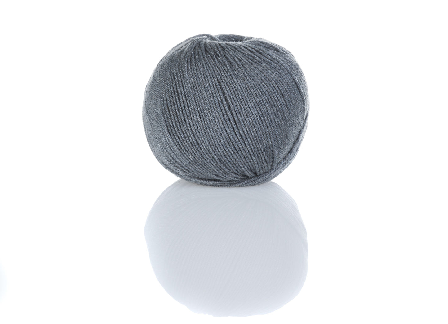 Ferner Wolle Lungauer Vielseitige mit Seide 60% Merino, 20 % Seide, 20 % Polyamid 50 g