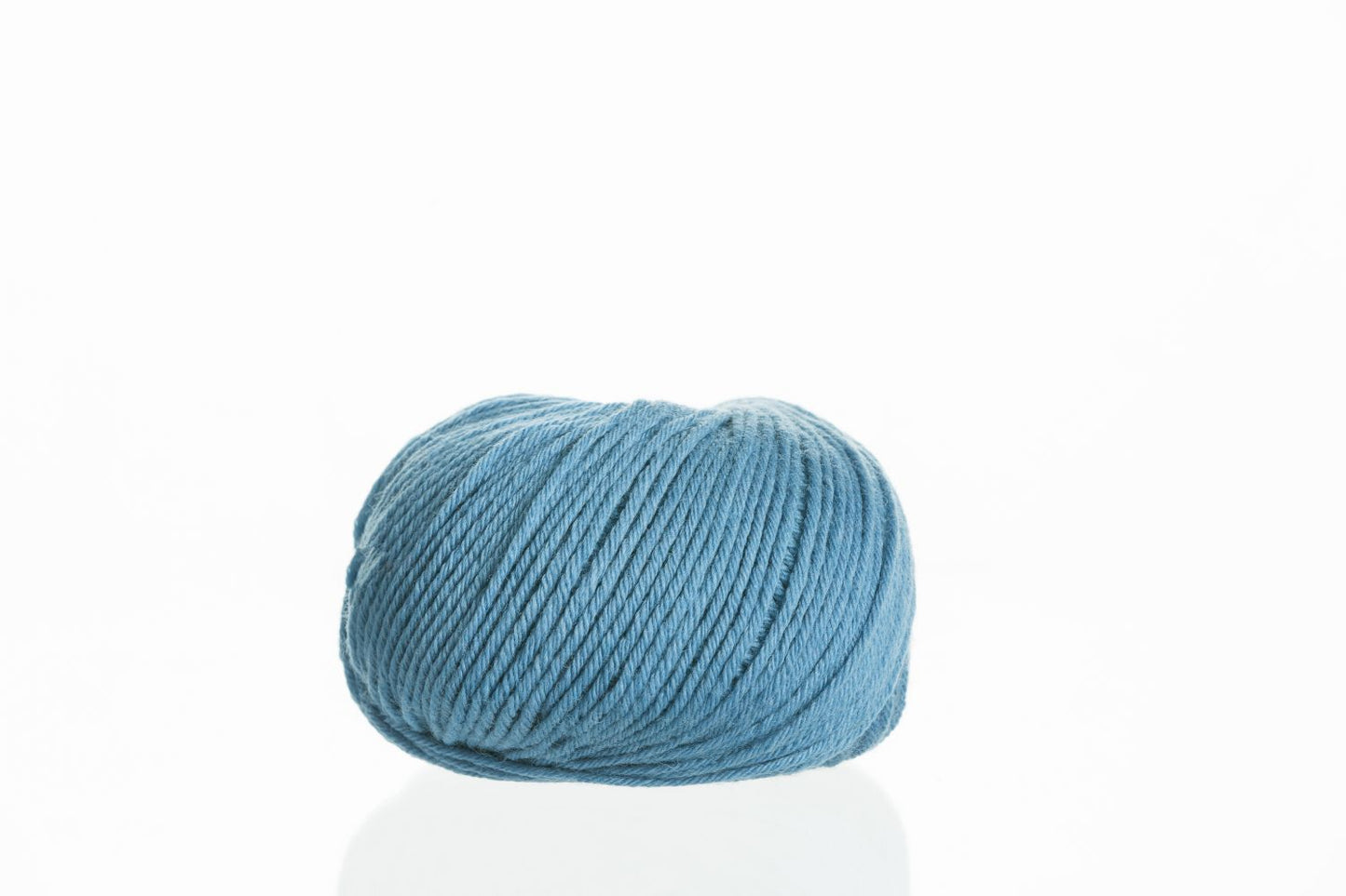 Ferner Wolle Lungauer Vielseitige 125 75 % Merino, 25 % Polyamid Socken und Pulloverwolle 50 g