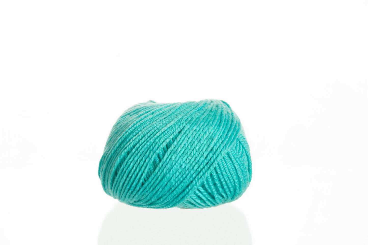 Ferner Wolle Lungauer Vielseitige 125 75 % Merino, 25 % Polyamid Socken und Pulloverwolle 50 g