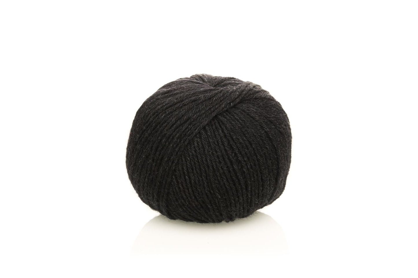 Ferner Wolle Lungauer Vielseitige 125 75 % Merino, 25 % Polyamid Socken und Pulloverwolle 50 g