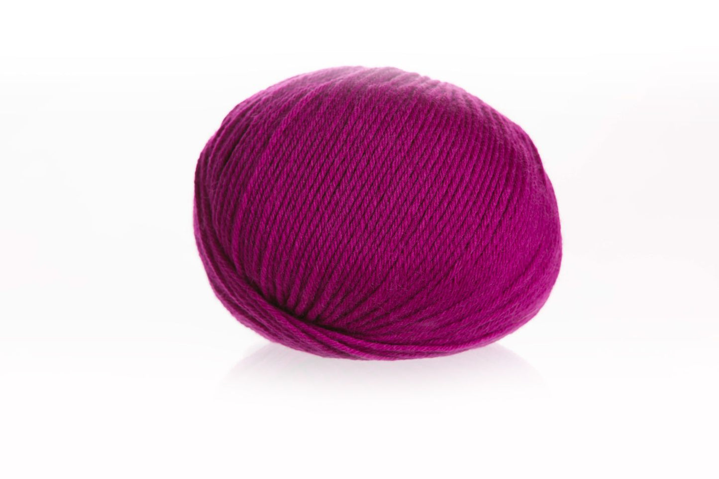 Ferner Wolle Lungauer Vielseitige 125 75 % Merino, 25 % Polyamid Socken und Pulloverwolle 50 g